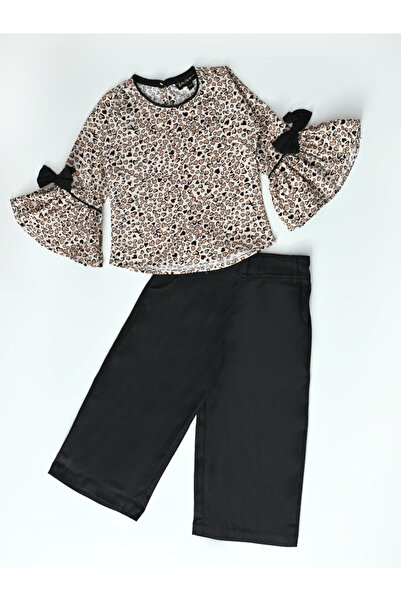 Bella Moda By Styli All-Over Heart Print Round Neck Top &  Trousers Co-Ord Sets