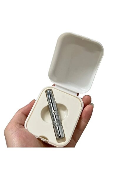 Choice A1 Silver Smooth & Clean: Stainless Steel Manual Nose Hair Trimmer for Men - Portable & Washable!