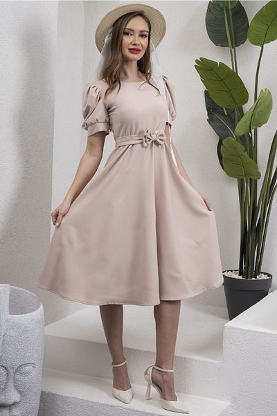 KÜÇÜĞÜM BUTİK Rochie evazată cu lungime midi, cu mâneci pepene verde crep bej