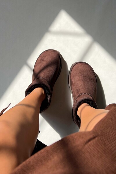 NİŞANTAŞI SHOES Mini Kahve Süet İçi Kürklü Kalın Taban Kadın Bot