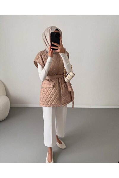 Molly Nelly Дамски стилен ватиран миди елек с камъни и подплата