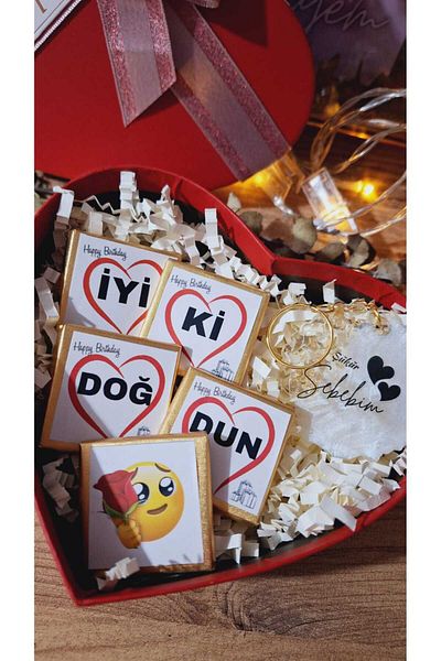 SevgiliAtolyemm Congratulations Birthday Chocolate Box 16 cm (with Keychain ​​Gift) Birthday Special Occasions