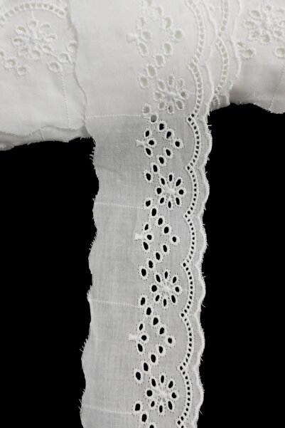 DUAYEN Fisto vintage beyaz dantel gülbahar kenar desen 1 metre