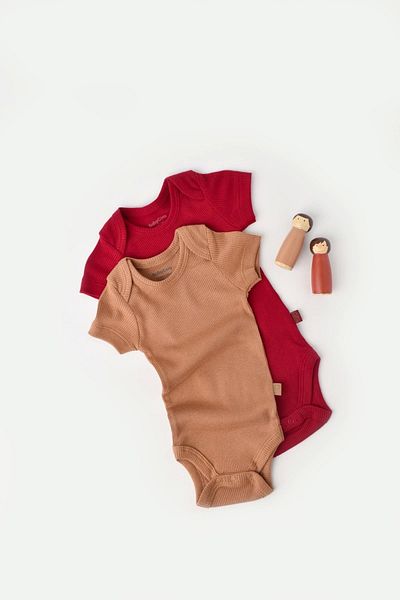 BabyCosy Body cu mânecă scurtă pentru bebeluși 2 bucăți, țesătură modal 50% - 50% bumbac organic, seria bebeluși și nou-născuți - Csym1