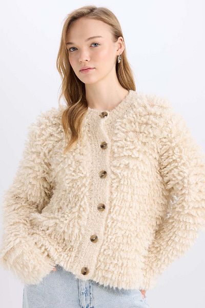 DeFacto Crew Neck Tassel Knitwear Cardigan - Regular Fit E7750Ax24Cw