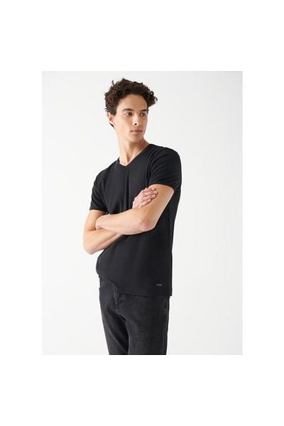 Mavi T-Shirt με λαιμόκοψη