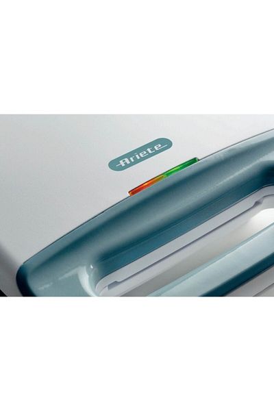 ARIETE 750W 2-Slice Non-Stick Coating Plate Indicator Light Sandwich Maker - 2 Years Warranty.