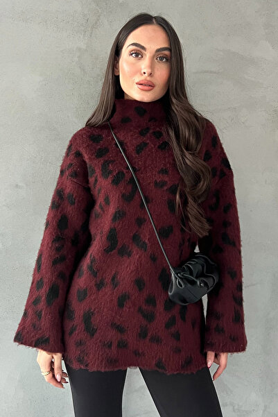 Seda Yalçın Atelier Pulover tricotaj pe jumătate de pescar cu model leopard burgundy