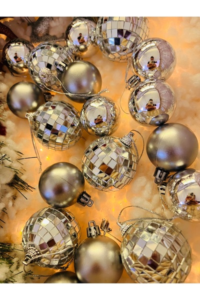 Derin Düşler Christmas Pine Tree Ornament Mirrored Silver Space Gray 4-5cm 18 Pieces Ball Ornament Mixed Ball Tree Ornament