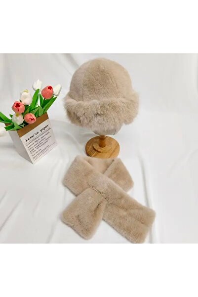 TTT Bej renk suni kürk şapka ve boyunluk set