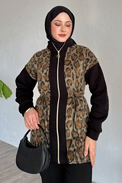 InStyle Чорна кепка з леопардовим принтом