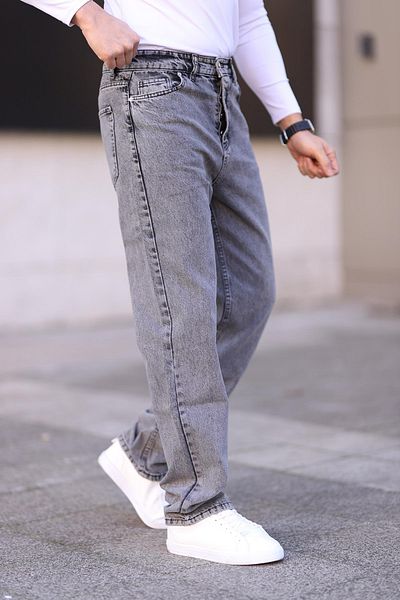 Trendyol Collection Graue Baggy-Fit-Jeans – 100 % Baumwolljeans TMNAW24JE00027
