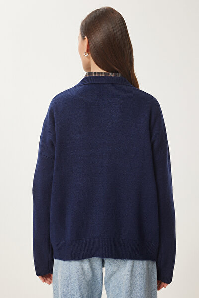 Happiness İstanbul Női sötétkék nyakú túlméretezett kötött pulóver BV00085