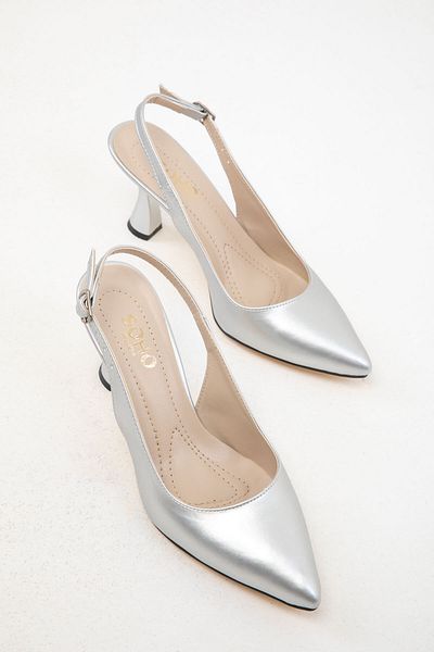 SOHO Silberne klassische Damenschuhe mit Absatz 16835