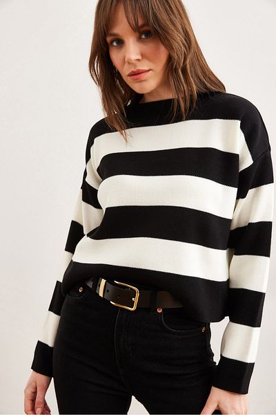 Olalook Pulover de tricotaj cu decolteu cu dungi negre - KZK- 19000932