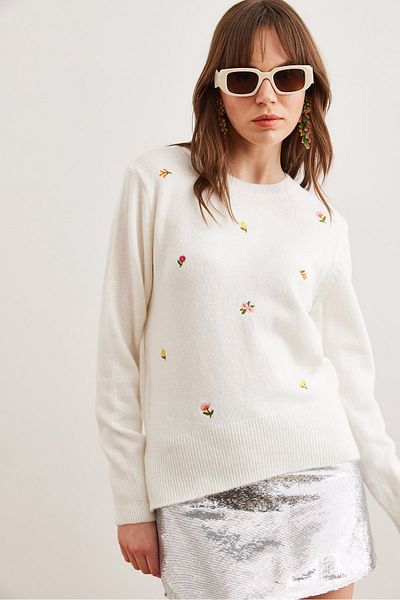 Olalook Women's Ecru Embroidered Soft Textured Sweater Kzk- 19000930