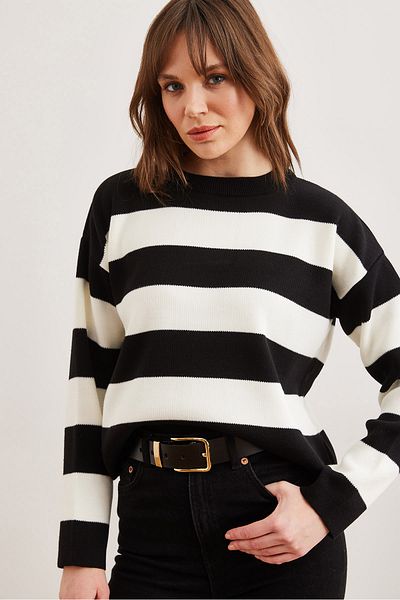 Olalook Pulover de tricotaj cu decolteu cu dungi negre - KZK- 19000932