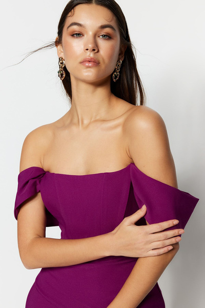 Trendyol Collection Fialový přiléhavý korzet Detailní tkané stylové večerní šaty Noční šaty pro návrat domů TPRSS22EL00097