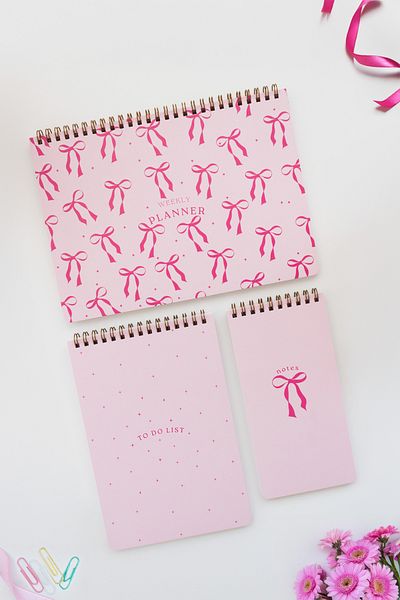 Matt Notebook Комплект от 3 спираловидни планера с панделка