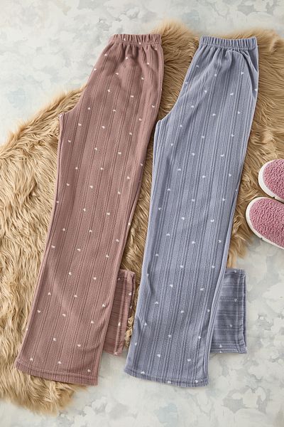 Trendyol Collection 2er-Pack braune und graue Herzen-Fleece-Pyjama-Unterhosen – THMAW25PJ00004