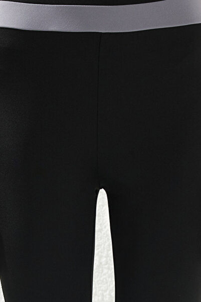 Trendyol Collection Μαύρη αθλητική φόρμα Scuba/Scuba, Πλεκτή Ισπανική Πλεκτή και Σταθερή Εφαρμογή