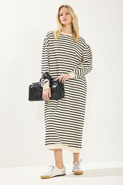Trendyol Modest Ecru Striped Knitted Dress Tctaw25Eb00144