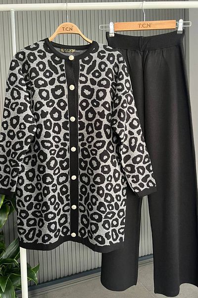 Bold Grup Set de două piese pentru femei, mărime standard, cu imprimeu leopard, pantaloni cardigan cu nasturi