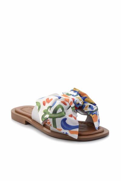 Bambi Beyaz Bej Hakiki Deri Kadın Terlik K04376050003