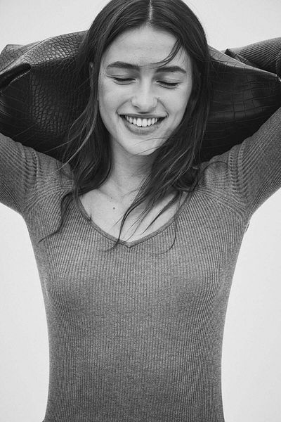 H&M Off-the-shoulder top