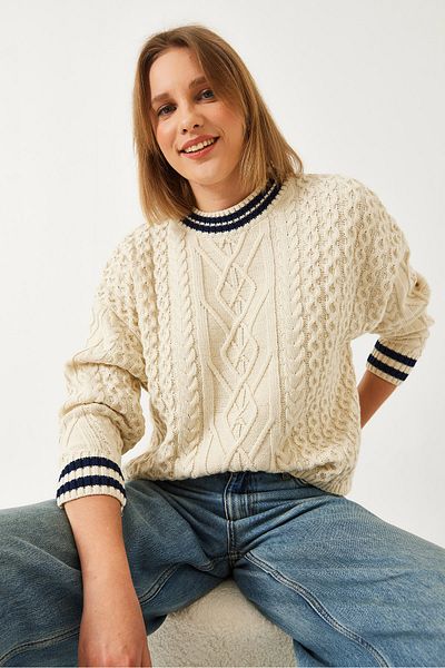 Bianco Lucci Women's Collar Striped Hair Braided Knitwear Sweater 20246929