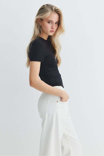 H&M Fitted T-shirt