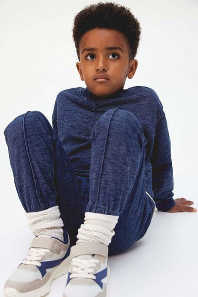 H&M بنطال رياضي بثنيات الساق