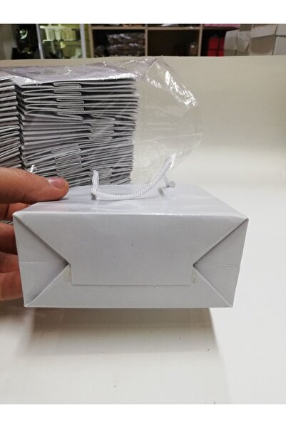 BURAKKUTU Karton Çanta Beyaz Renk 11x11cm Boyut Paketinde 50 Adettir