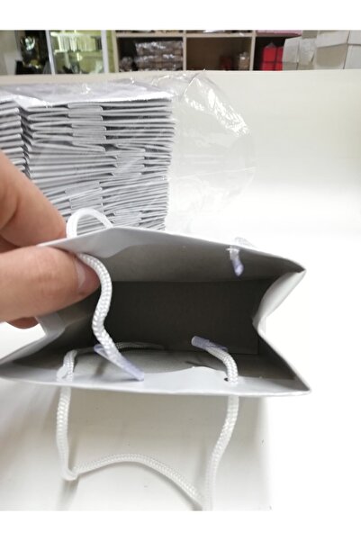 BURAKKUTU Karton Çanta Beyaz Renk 11x11cm Boyut Paketinde 50 Adettir