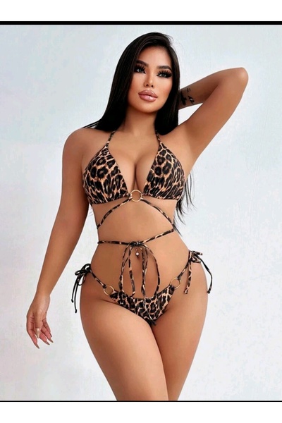 ŞAHPERA BUTİK Leopar desenli bikini modeli