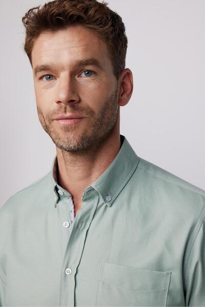 Tudors Klasik Fit Uzun Kollu Düğmeli Yaka Pamuklu Kolay Ütü Oxford Düz Erkek Gömlek