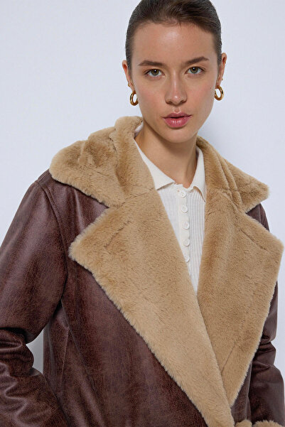 Touché Privé Fur Detailed Leather Coat