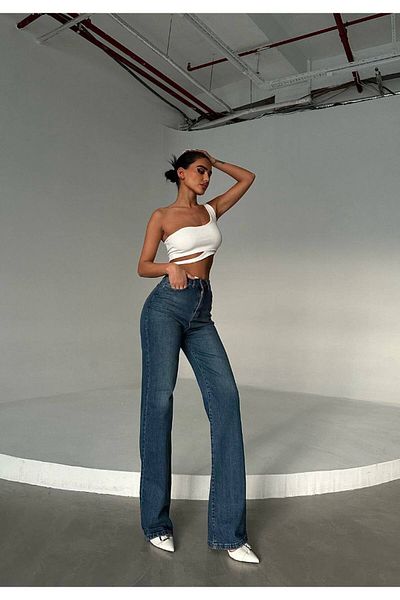Diviny Women's Tinted Blue Regular Straight Fit High Waist Trend Jeans