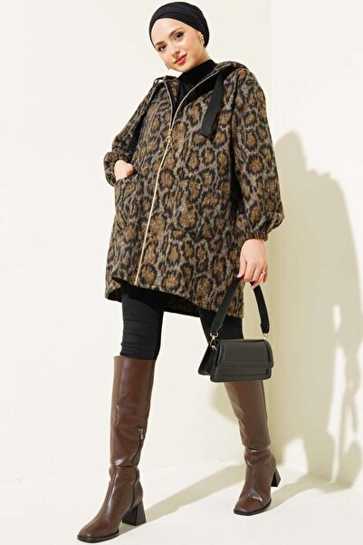Genel Markalar Kapüşonlu Fermuarlı Leopar Desen Kaban