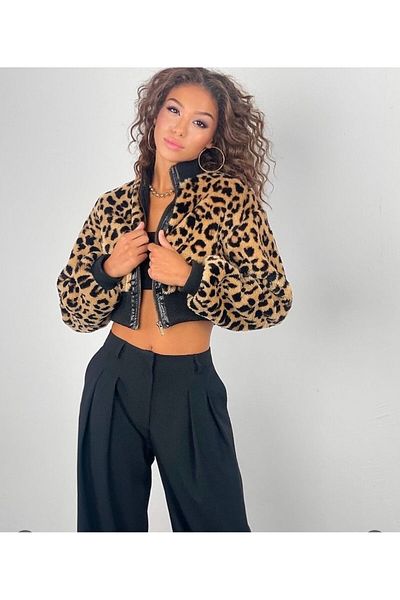 Pika Leopard Print Lined, Front Zipper, Prevailing Collar Short Crop Coat