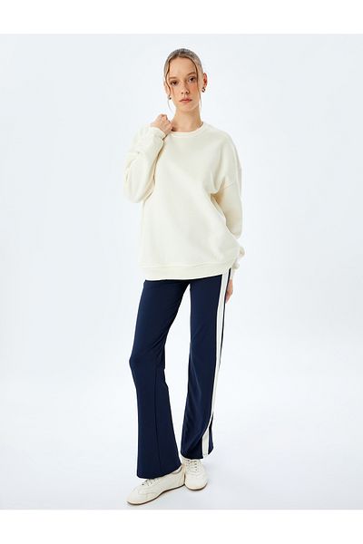 Koton Raised Oversize Crew Neck Long Sleeve Sweatshirt