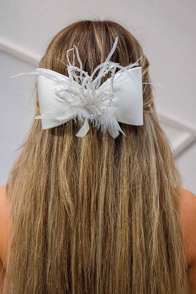 Turkuaz Bridal Hair Accessory / Wedding Wedding White Rhinestone Otrish Bow