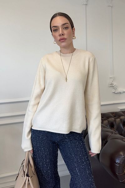 MAGARDE Premium Basic Sweater - Ecru