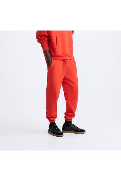 THE WHITE Men's Elastic Leg Soft Textured Sweatpants