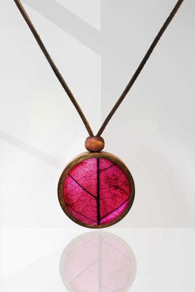 Tahtakolik Leaf Wooden Necklace