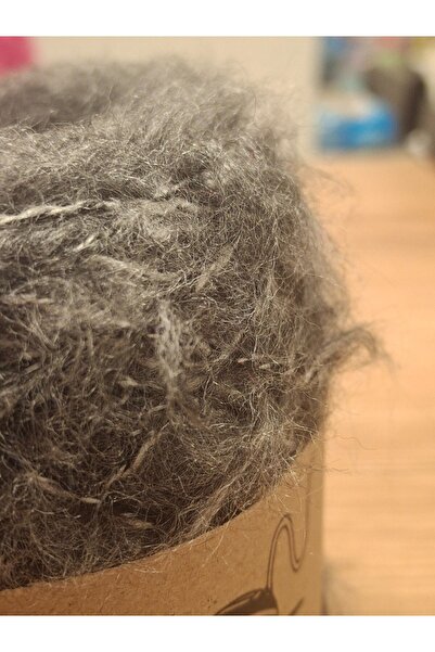 Ece Örgü Tasarım Atölyesi Gri Üzerine Siyah ve Krem Kırçıllı Moher Yün Örgü İpi