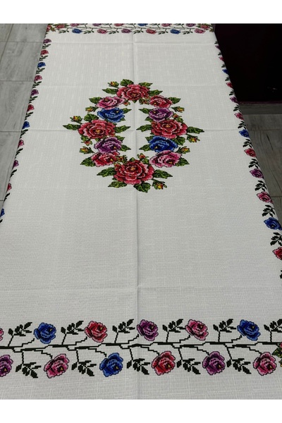 Santara Față de masă Elegance Dertsi̇z rezistentă la pete cu imprimeu în cruce 160*220