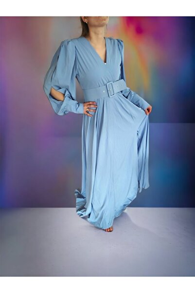 Modaayaz Βραδινό φόρεμα με μακρυμάνικο μπλε ύφασμα με σχισμή λεπτομέρεια