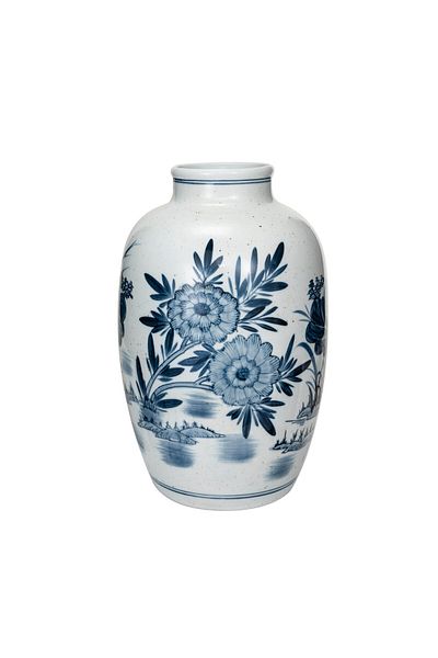 Warm Design Ceramic Vase - Hand-Painted Design