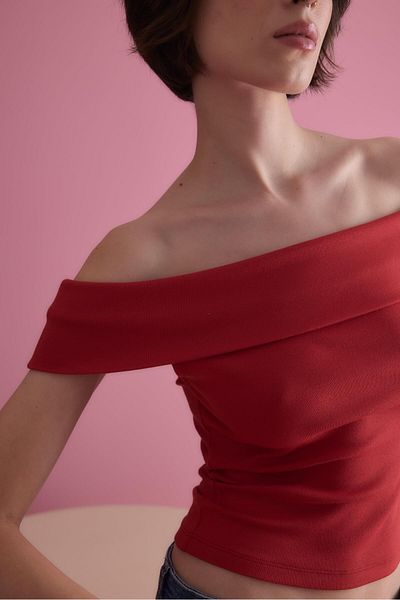 TUBİA Women's Red Madonna Collar Blouse